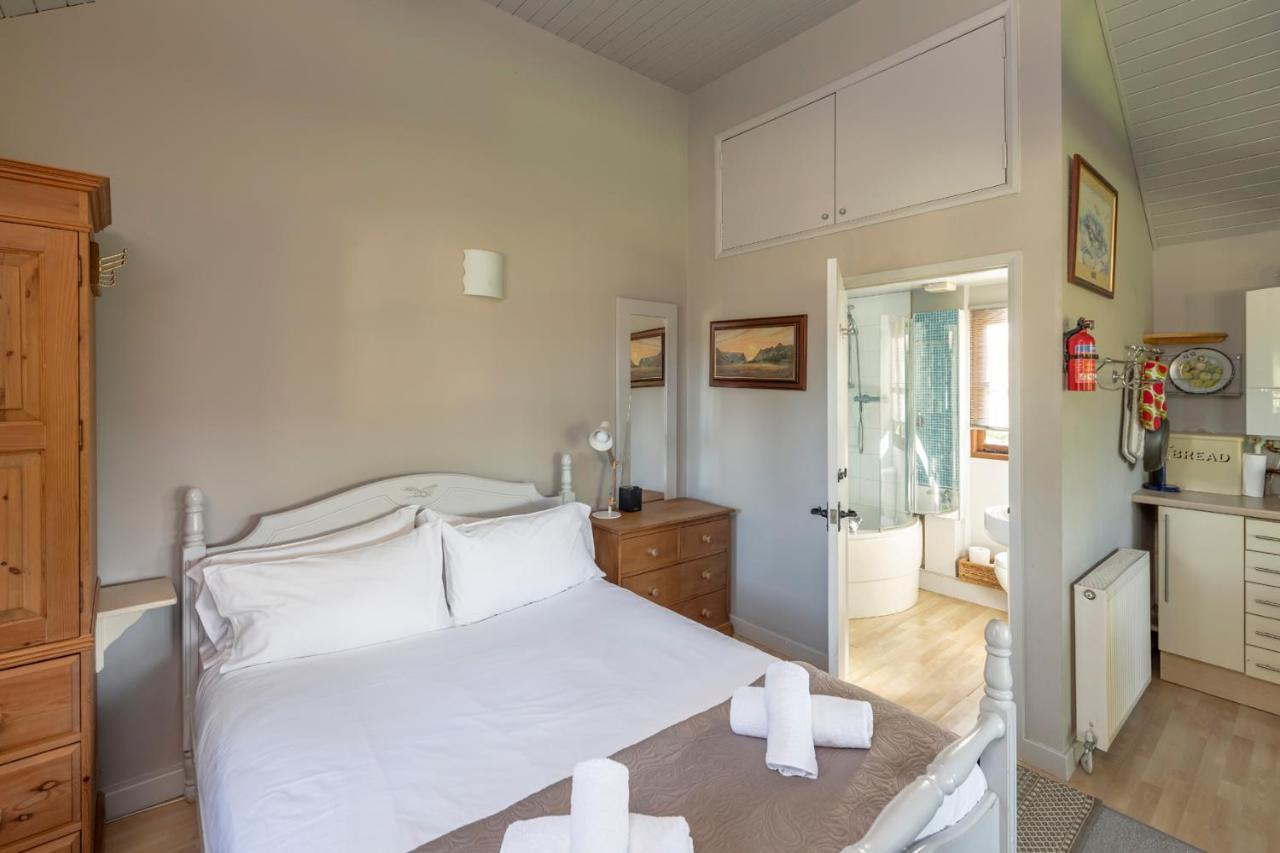 Beautiful Cottage With Stunning Views In Box Box  Luaran gambar